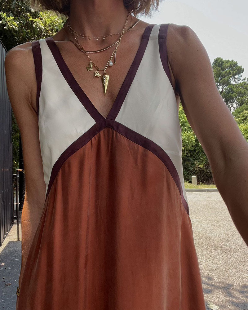 Jacquee - V-Neck Sleeveless Maxi Dress