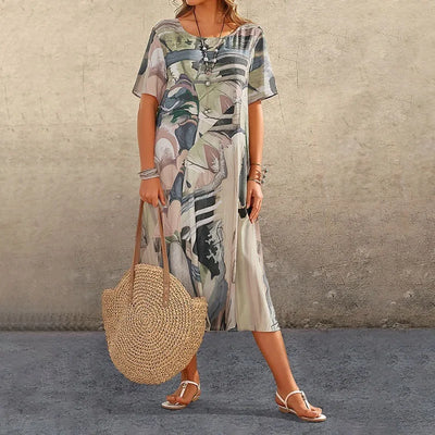 Diva™ | Printed V-neck Half Sleeve Dress
